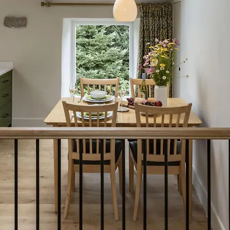 Lythe Barn Дом отдыха